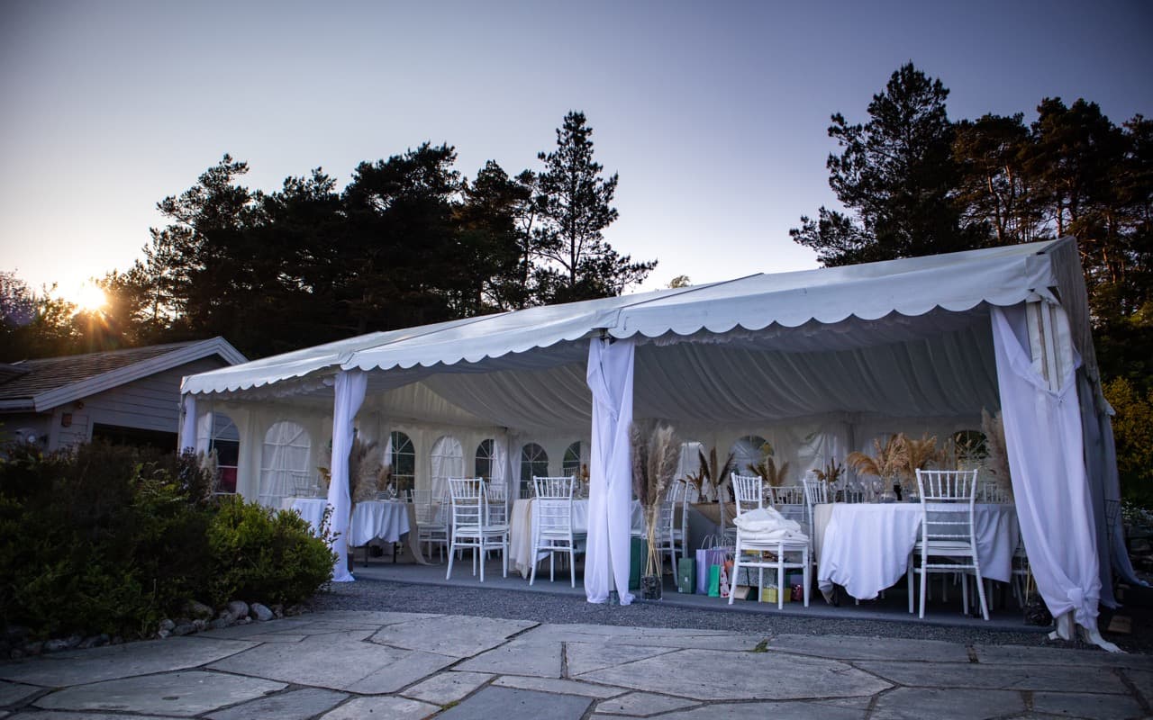 Elegant partytelt til bryllup