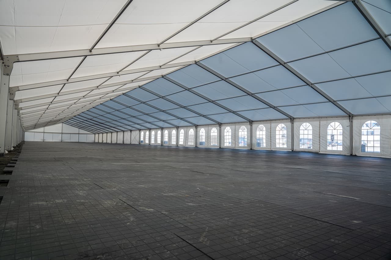 Leie store rammetelt i Bergen, Haugesund, Odda, Geilo