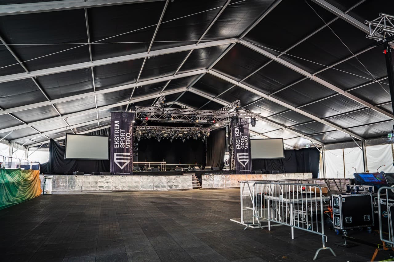 30m bredt rammetelt til leie i Bergen