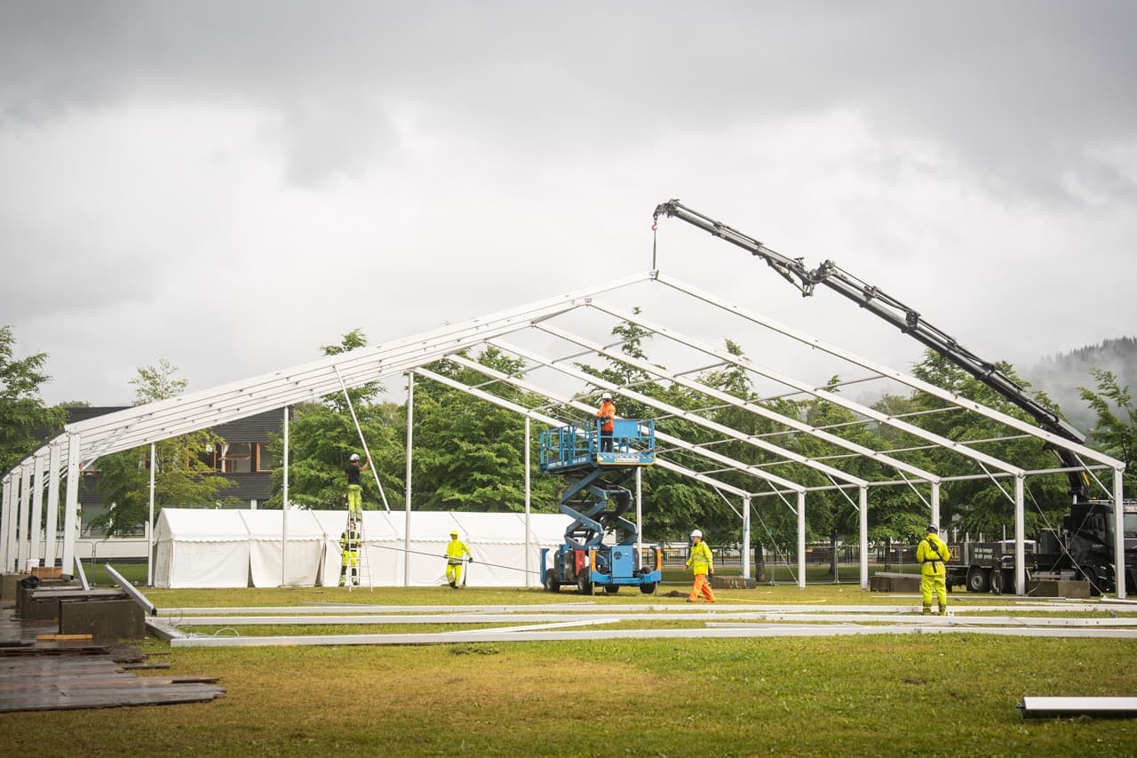 30m bredt rammetelt til leie i Bergen