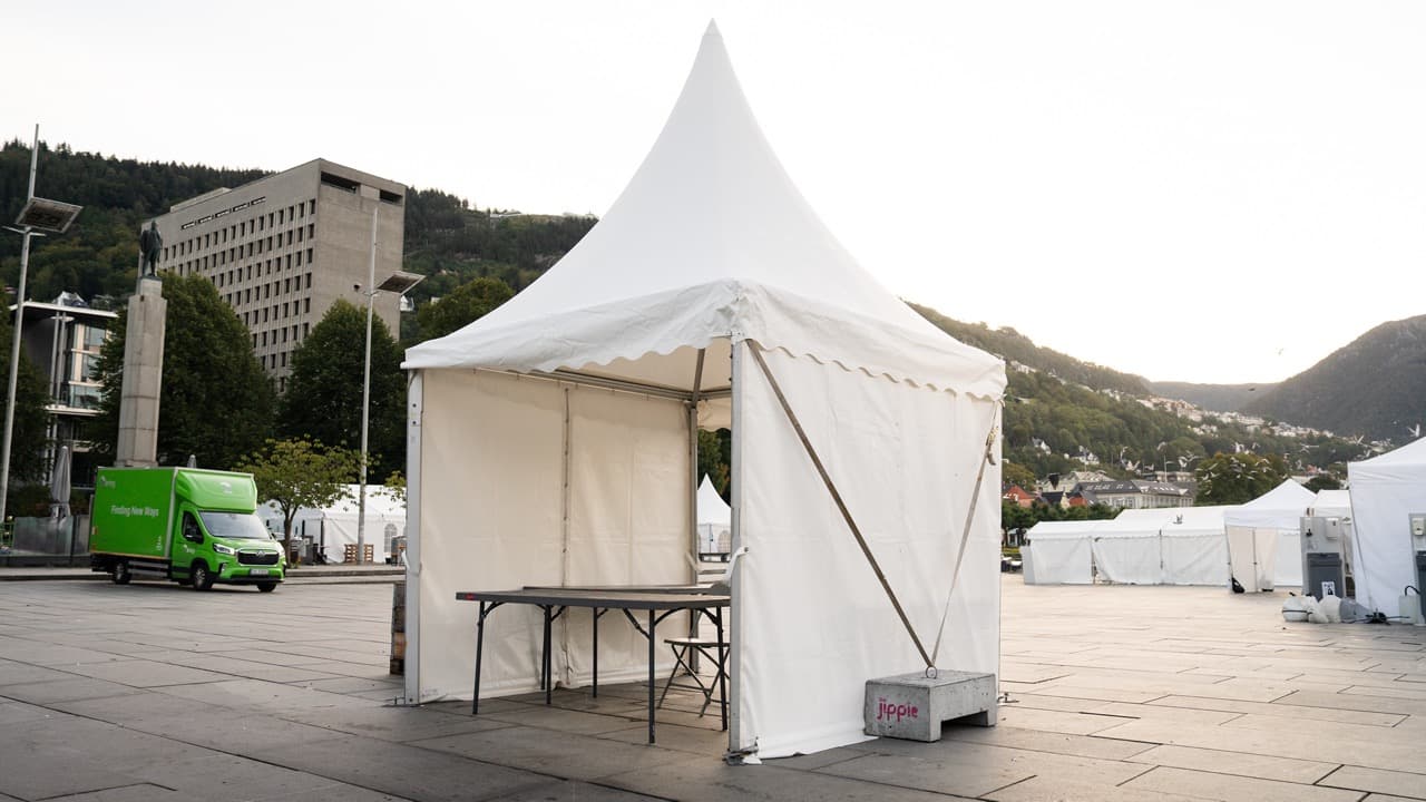 Leie topptelt og pagodetelt i 3x3m i Bergen, Haugesund, Førde, Geilo, Voss