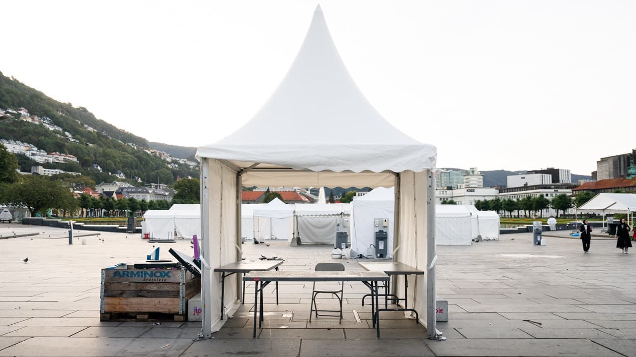 Leie topptelt og pagodetelt i 3x3m i Bergen, Haugesund, Førde, Geilo, Voss