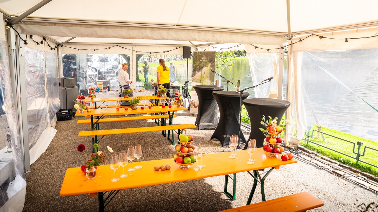 Utleie av bord og benkesett