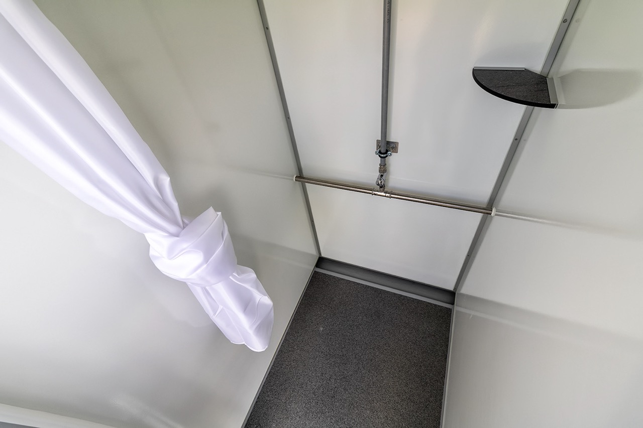 Leie mobil dusjvogn og sanitærvogn i Bergen, Stryn, Nordfjordeid, Førde, Haugesund, Stord