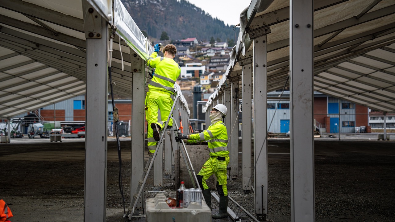 20m bredt partytelt til leie i Bergen