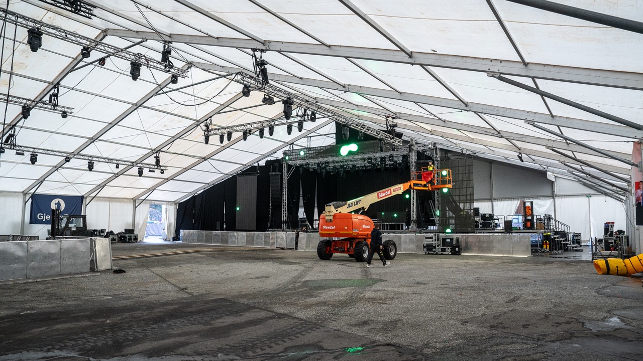 40 bredt rammetelt til leie i Bergen